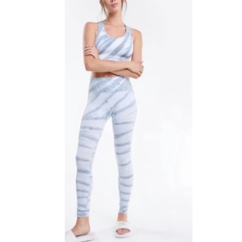 Like New Wildfox Tie Dye Ultra Stretchy Seamless Tights Leggings Grey Blue White